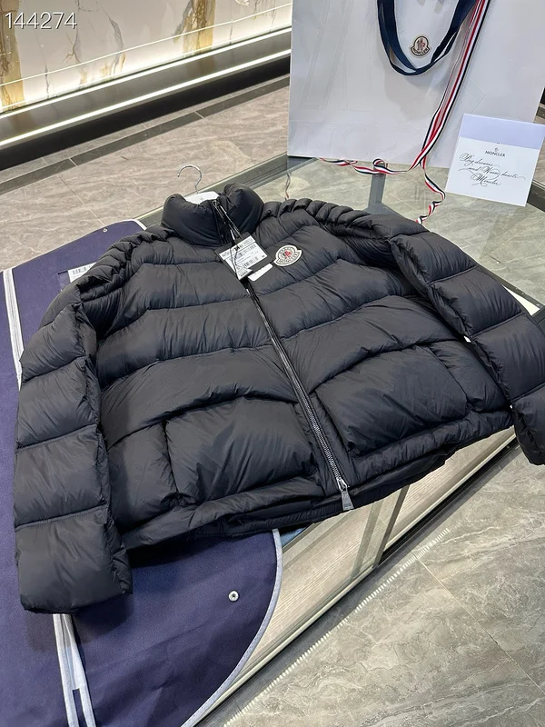 Moncler sz1-5 26yr320 (12)